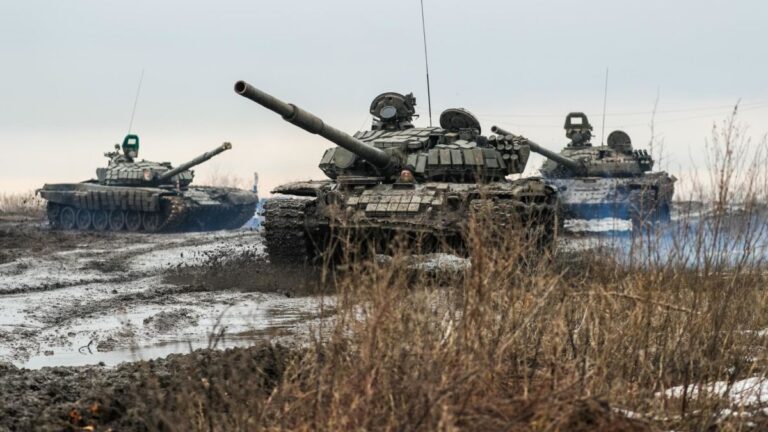 https___cdn.cnn.com_cnnnext_dam_assets_220207134856-us-intel-indicates-russian-officers-have-had-doubts-about-full-scale-ukraine-invasion-file-restricted-020322